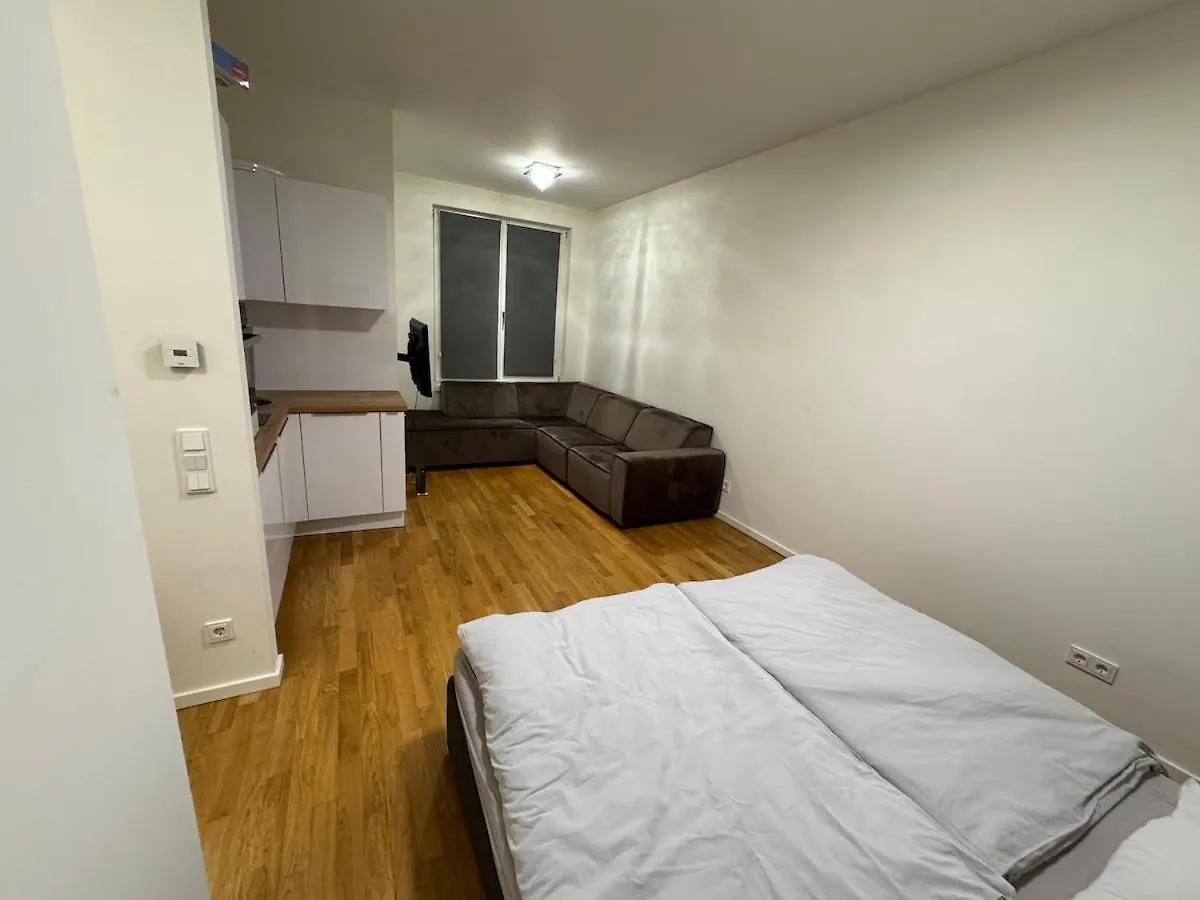 Berlin Apartment Genthiner 3 0*,