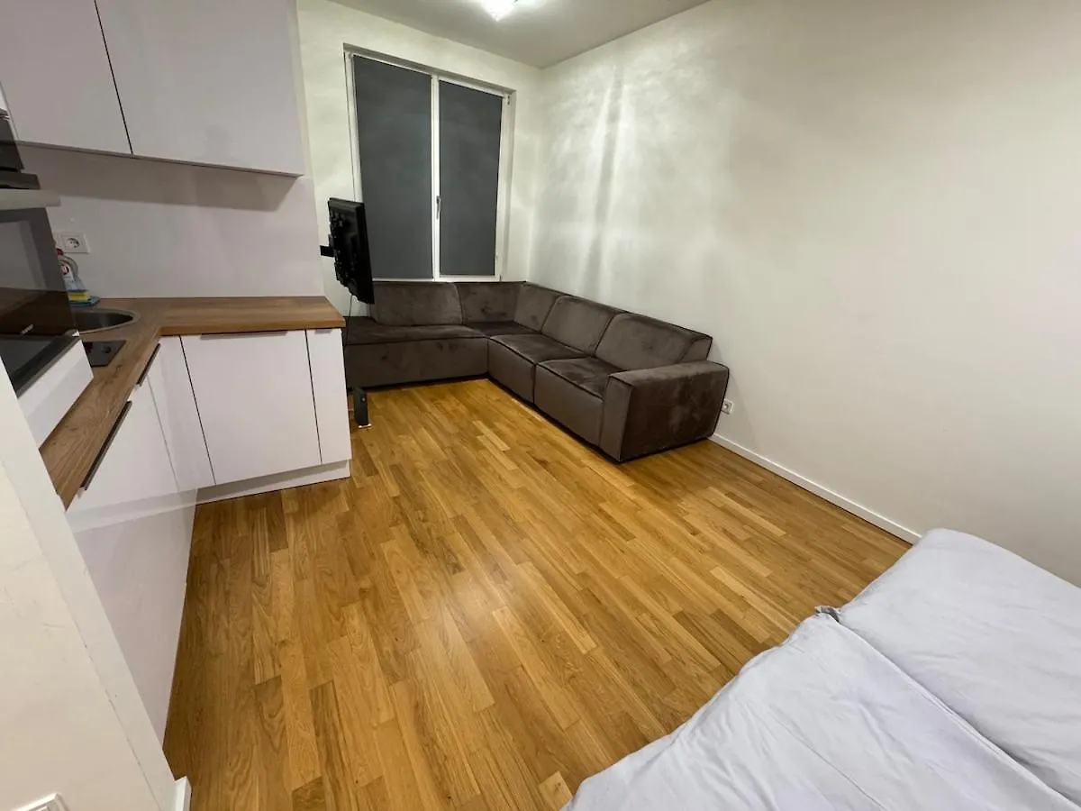 Berlin Apartment Genthiner 3